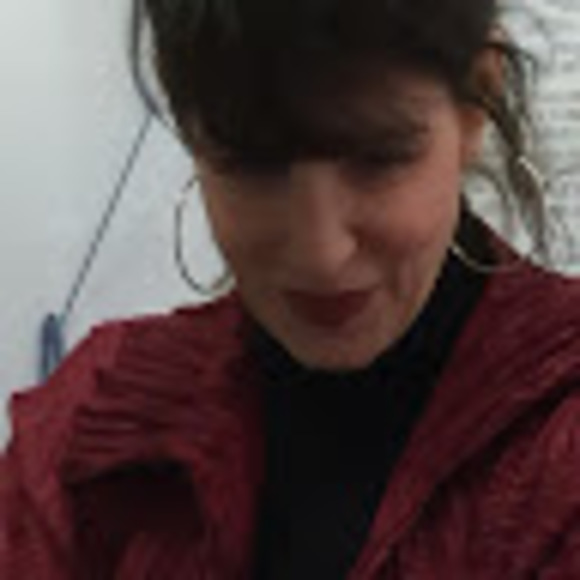 Meet your Posher, Kathryn - Picture 1 of 1